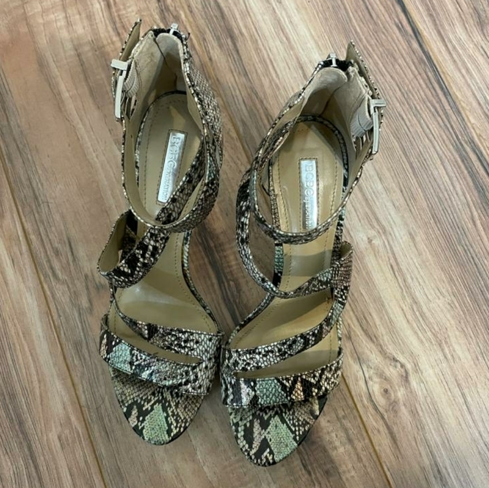 💕 BCBG heels - Picture 2 of 7